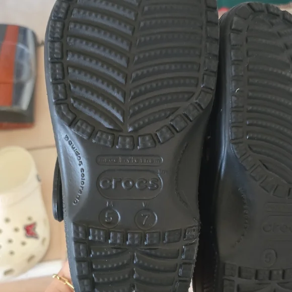 CROCS Black Kids Sandals - Picture 5 of 7